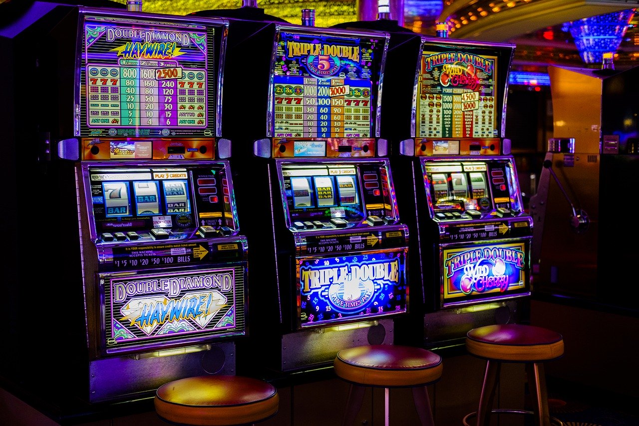 The Ultimate Gaming Experience: Slot 777 Takes Center Stage